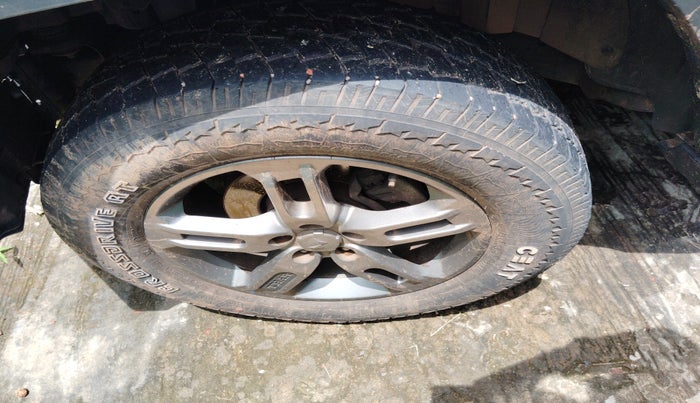 2022 Mahindra Thar LX PETROL HT 4WD AT, Petrol, Automatic, 33,001 km, tyre