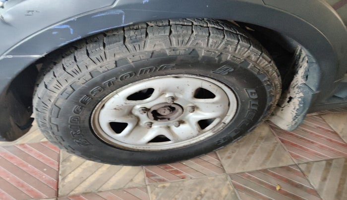 2018 Tata Hexa XE 4X2 7 STR, Diesel, Manual, 1,37,865 km, tyre