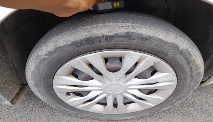 2012 Maruti SX4 VDI, Diesel, Manual, 84,059 km, tyre