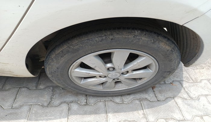 2013 Hyundai i20 SPORTZ 1.4 CRDI, Diesel, Manual, 1,22,005 km, tyre