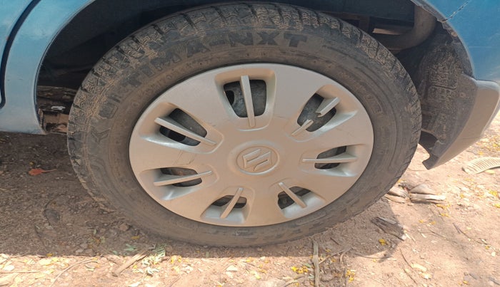 2014 Maruti Alto K10 VXI, Petrol, Manual, 52,793 km, tyre