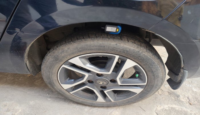 2021 Tata TIGOR XZA PLUS PETROL, Petrol, Automatic, 28,753 km, tyre