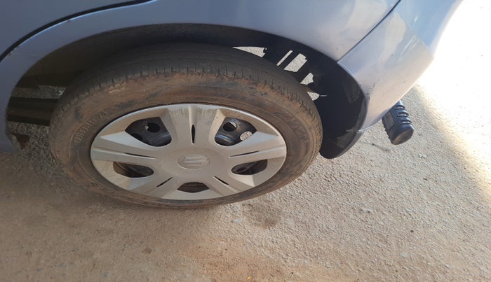 2017 Maruti Wagon R 1.0 VXI, Petrol, Manual, 48,463 km, tyre