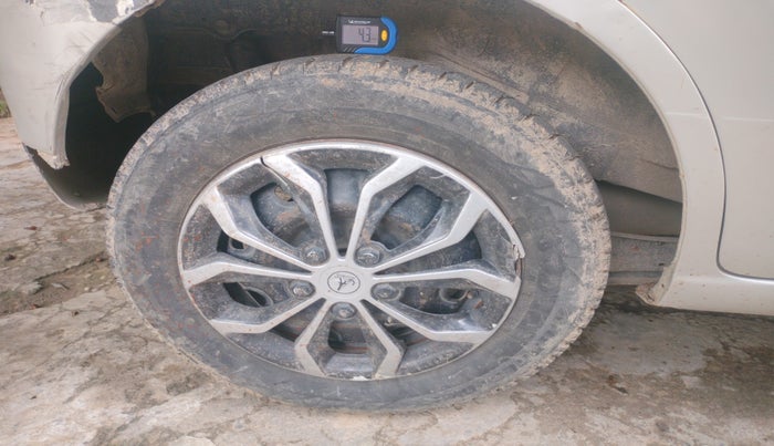 2011 Maruti Wagon R 1.0 LXI, Petrol, Manual, 79,170 km, tyre
