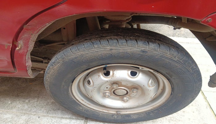 2010 Maruti Alto LXI, Petrol, Manual, 61,678 km, tyre