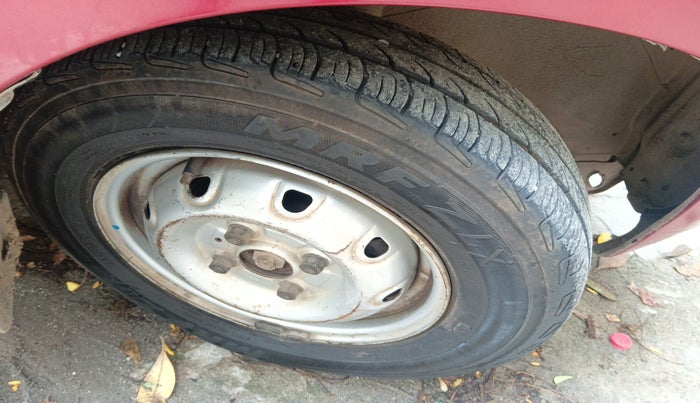 2010 Maruti Alto LXI, Petrol, Manual, 61,678 km, tyre