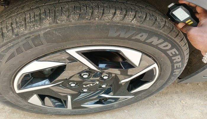 2024 KIA SONET HTX 1.0 TURBO PETROL IMT, Petrol, Manual, 9,102 km, tyre