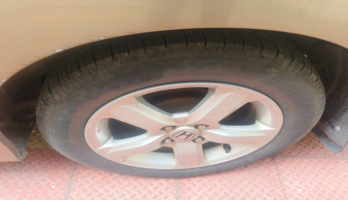 2011 Honda City 1.5L I-VTEC V MT, Petrol, Manual, 87,383 km, tyre