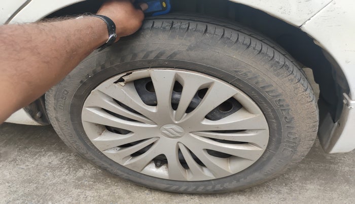 2012 Maruti Ertiga VDI, Diesel, Manual, 1,90,396 km, tyre
