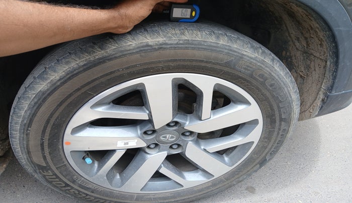 2021 Tata Safari XZA PLUS, Diesel, Automatic, 40,900 km, tyre