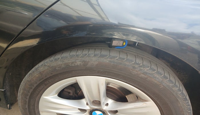 2012 BMW 3 Series 320d, Diesel, Automatic, 1,28,963 km, tyre