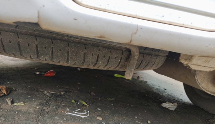 2012 Maruti Ertiga LXI, Petrol, Manual, 1,18,240 km, tyre