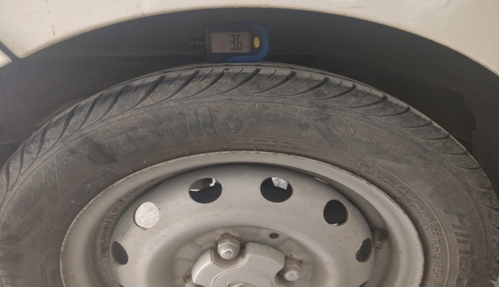 2018 Hyundai Eon ERA +, Petrol, Manual, 46,582 km, tyre