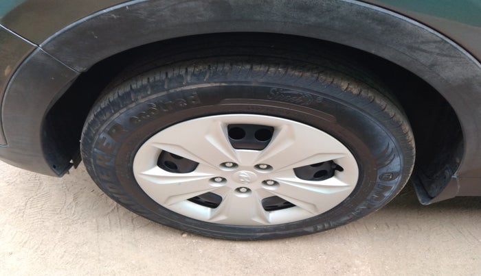 2019 Hyundai Creta E PLUS 1.6 PETROL, Petrol, Manual, 77,639 km, tyre