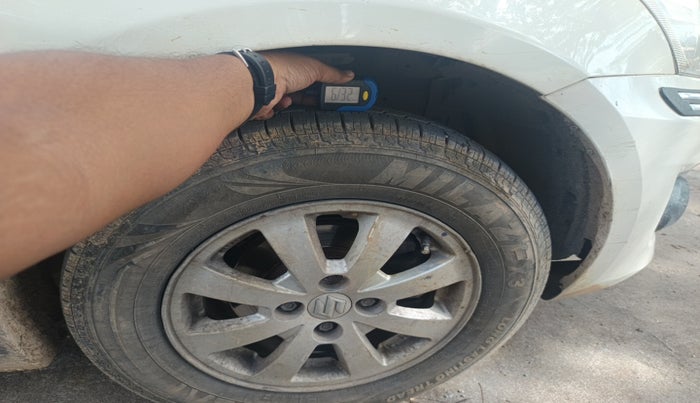 2012 Maruti Swift Dzire VDI, Diesel, Manual, 1,59,174 km, tyre