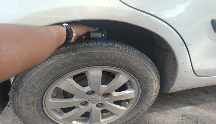 2012 Maruti Swift Dzire VDI, Diesel, Manual, 1,59,174 km, tyre