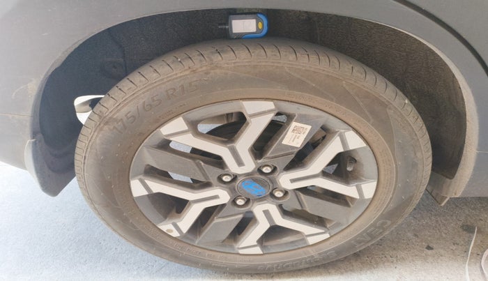 2023 Hyundai EXTER SX(O) 1.2 AMT, Petrol, Automatic, 19,234 km, tyre