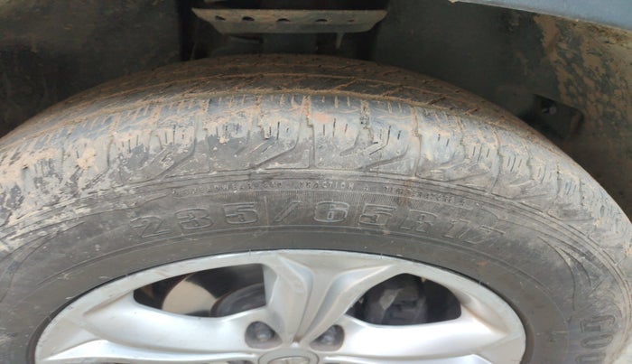 2019 Tata Harrier XZ 2.0L, Diesel, Manual, 1,23,927 km, tyre