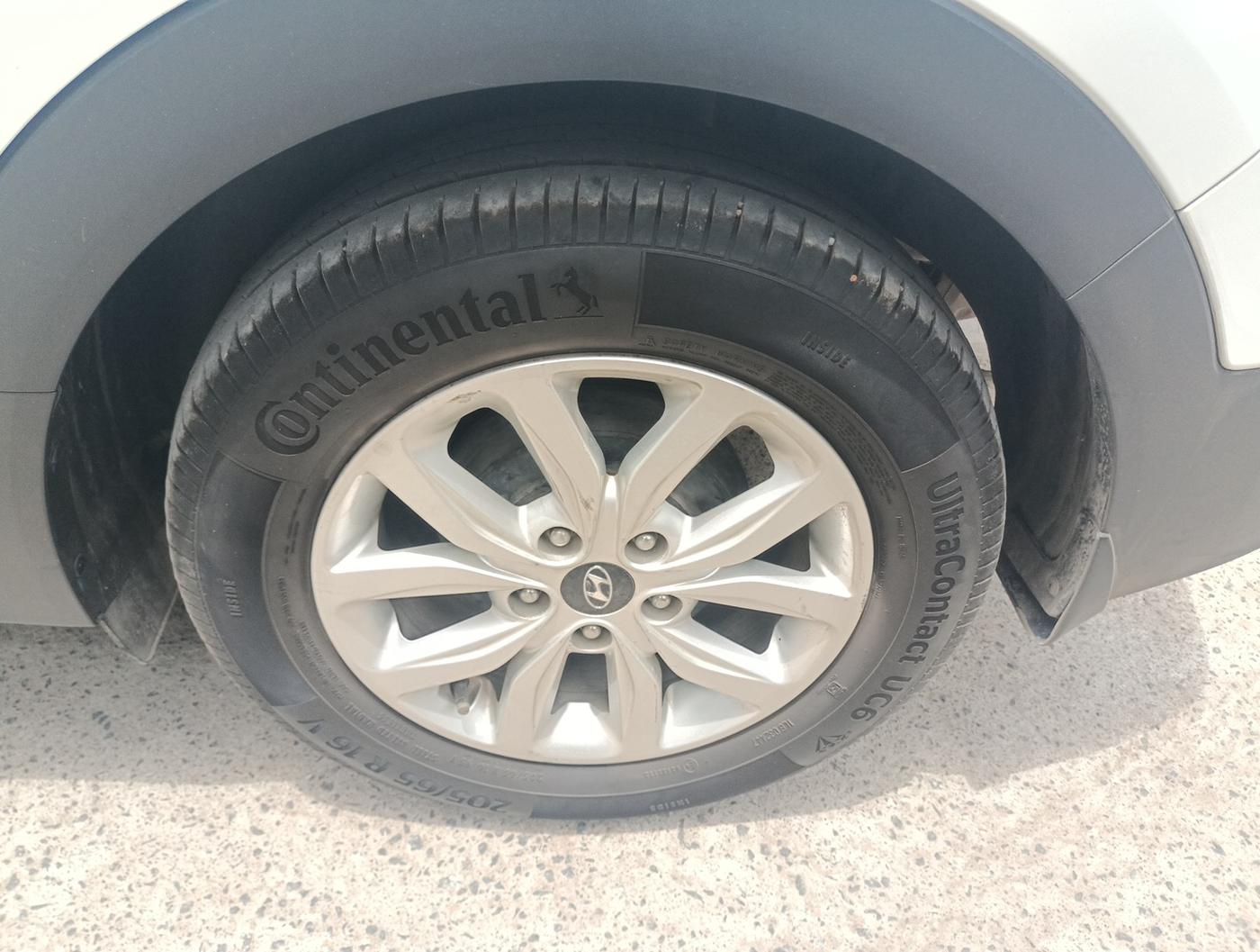 2018 Hyundai Creta SX 1.6 DIESEL, Diesel, Manual, 1,33,000 km, tyre