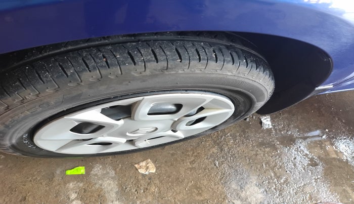2017 Maruti IGNIS DELTA 1.2, Petrol, Manual, 76,219 km, tyre