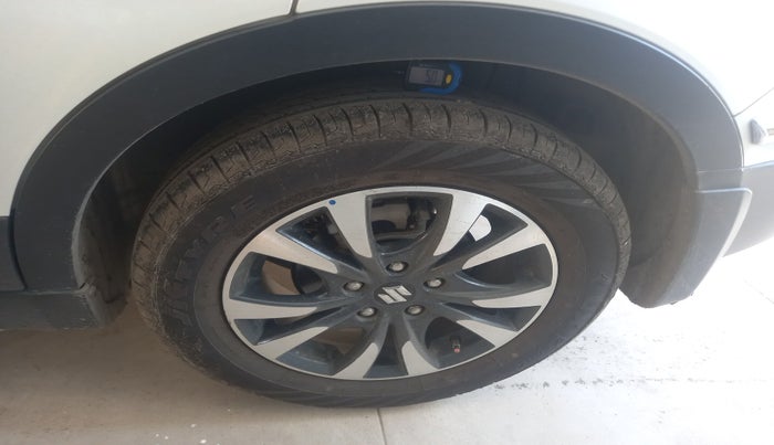 2020 Maruti S Cross ZETA 1.5, Petrol, Manual, 32,398 km, tyre