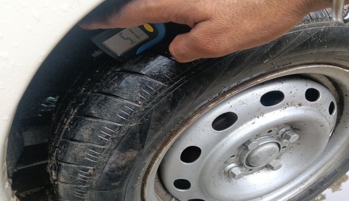 2014 Tata Indica EV2 LX, Diesel, Manual, 65,725 km, tyre