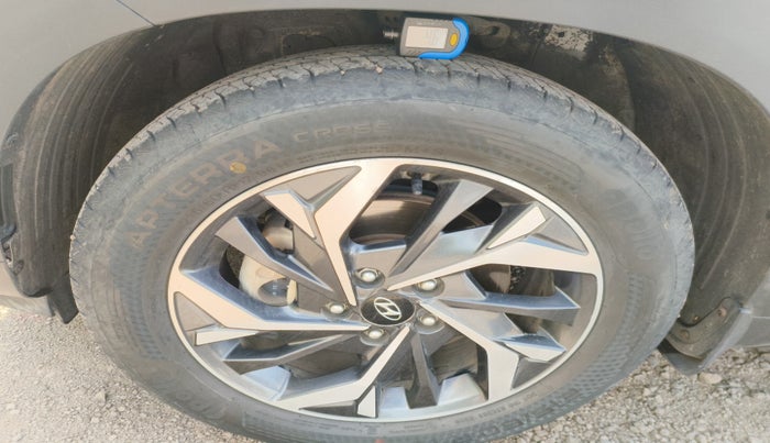 2020 Hyundai Creta SX (O) 1.5 DIESEL, Diesel, Manual, 1,28,495 km, tyre