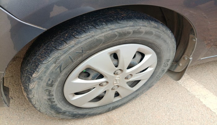 2013 Hyundai i10 MAGNA 1.2, Petrol, Manual, 53,489 km, tyre
