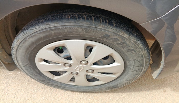 2013 Hyundai i10 MAGNA 1.2, Petrol, Manual, 53,489 km, tyre