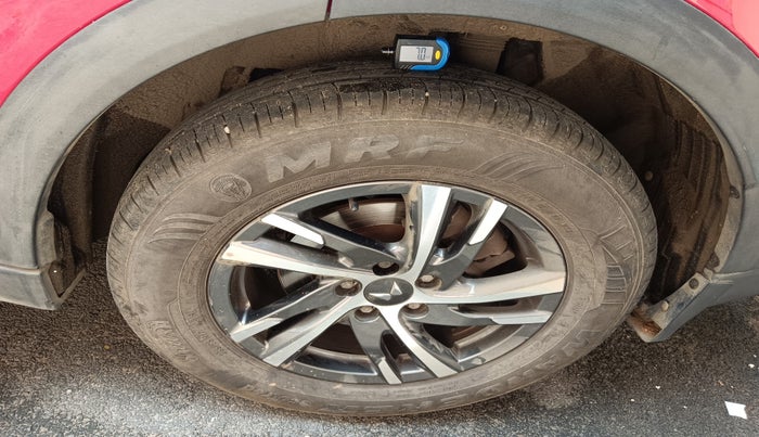 2022 Mahindra XUV700 AX 5 P MT 7 STR, Petrol, Manual, 7,524 km, tyre