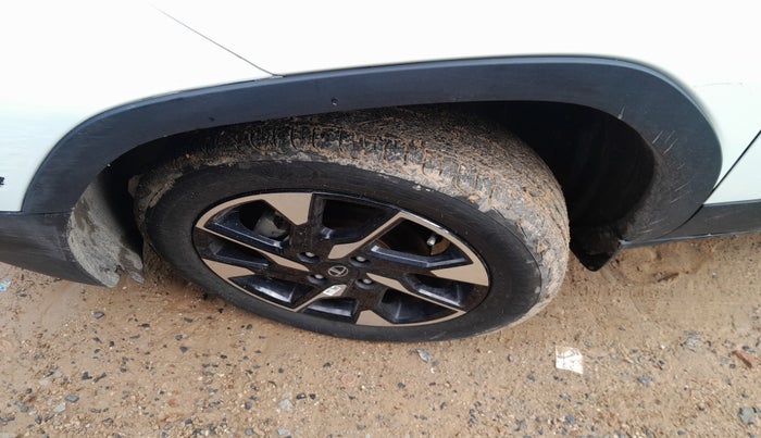 2023 Tata PUNCH ACCOMPLISHED DAZZLE SUNROOF CNG MT, Petrol, Manual, 12,238 km, tyre