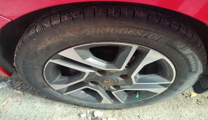 2021 Tata Tiago XZA PLUS PETROL, Petrol, Automatic, 68,133 km, tyre