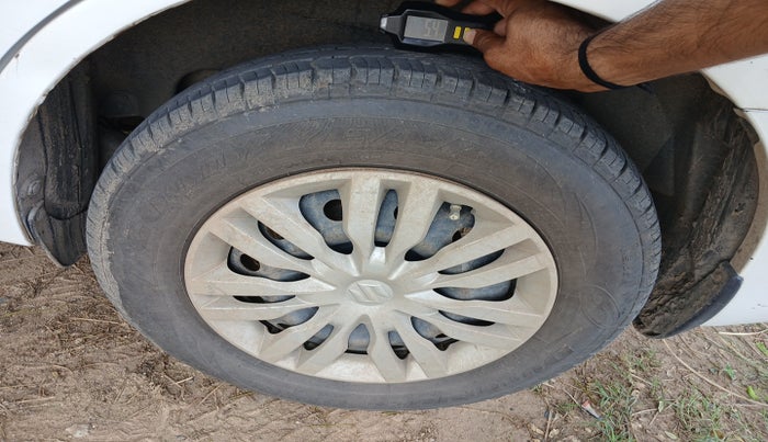 2019 Maruti Dzire VXI, Petrol, Manual, 90,201 km, tyre