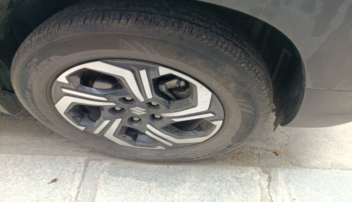 2023 Maruti BREZZA ZXI + SMART HYBRID, Petrol, Manual, 23,443 km, tyre