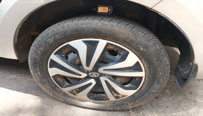 2018 Tata TIGOR XTA PETROL, Petrol, Automatic, 19,918 km, tyre