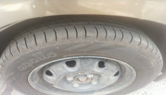 2010 Maruti Zen Estilo VXI, Petrol, Manual, 38,677 km, tyre