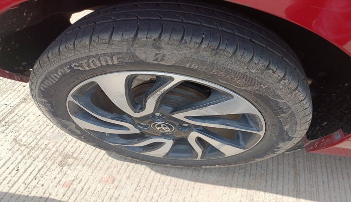 2020 Toyota Glanza G, Petrol, Manual, 1,22,784 km, tyre