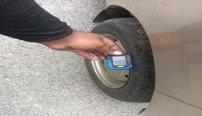 2010 Tata Nano LX, Petrol, Manual, 34,879 km, tyre