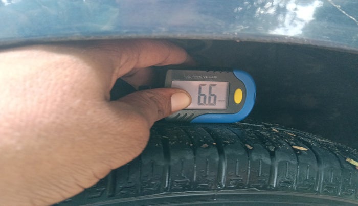 2018 Maruti Ciaz ALPHA 1.4 PETROL, Petrol, Manual, 93,344 km, tyre