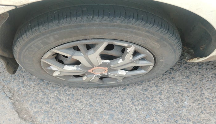 2010 Ford Fiesta EXI 1.4 DIESEL, Diesel, Manual, 1,50,075 km, tyre