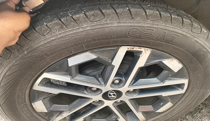 2022 Hyundai VENUE SX (O) 1.0 TURBO DCT, Petrol, Automatic, 39,467 km, tyre