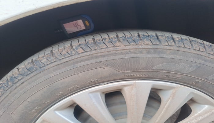 2021 Maruti Ciaz ZETA 1.5 SHVS MT PETROL, Petrol, Manual, 66,372 km, tyre
