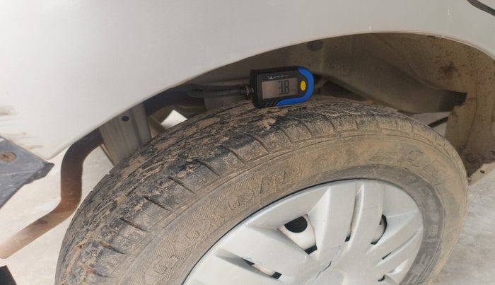 2013 Maruti Alto 800 LX, Petrol, Manual, 80,653 km, tyre