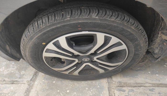 2024 Tata Tiago XT (O) PETROL, Petrol, Manual, 2,167 km, tyre