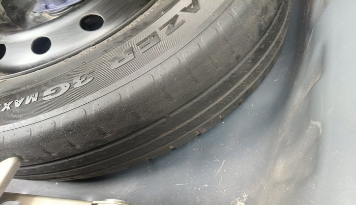 2021 Maruti Dzire VXI AMT, Petrol, Automatic, 39,782 km, tyre