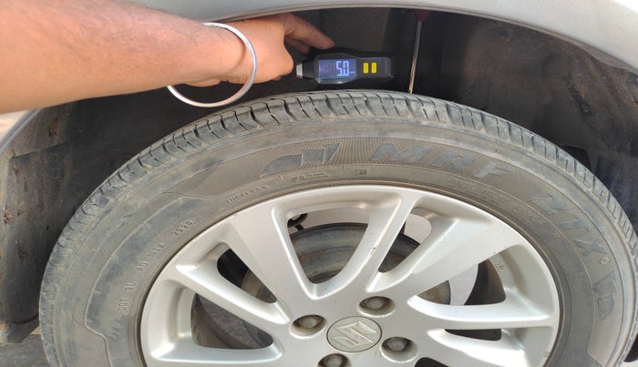 2013 Maruti Swift ZXI, Petrol, Manual, 62,448 km, tyre