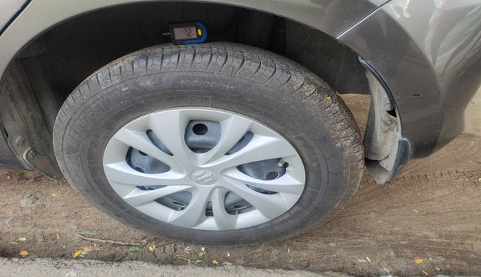 2023 Maruti Swift VXI, Petrol, Manual, 34,353 km, tyre