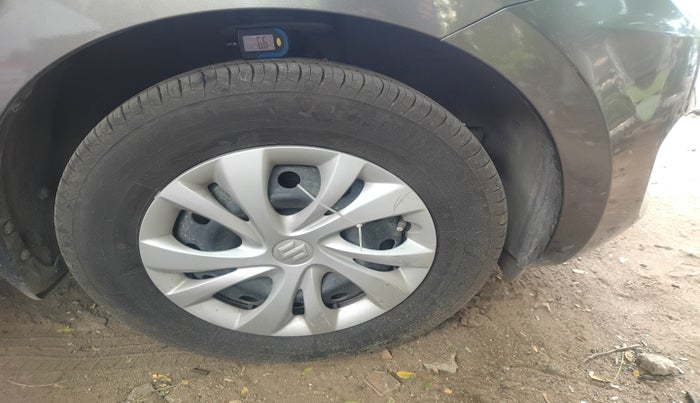 2023 Maruti Swift VXI, Petrol, Manual, 34,353 km, tyre