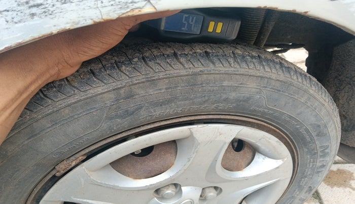2011 Hyundai Accent EXECUTIVE, Petrol, Manual, 87,105 km, tyre