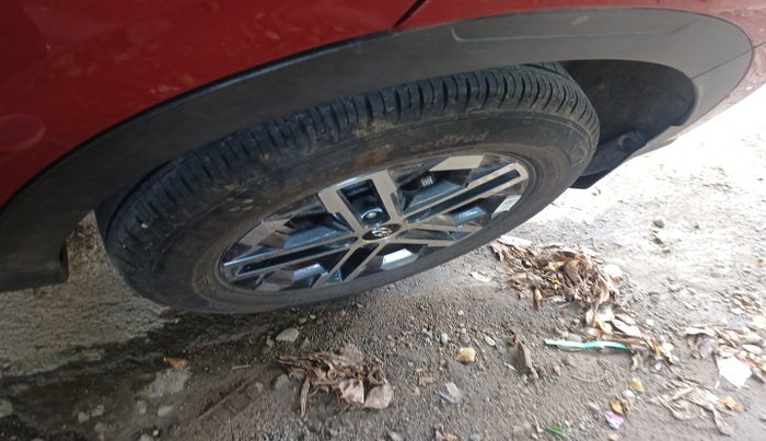 2023 Hyundai VENUE SX (O) 1.0 TURBO DCT, Petrol, Automatic, 14,000 km, tyre